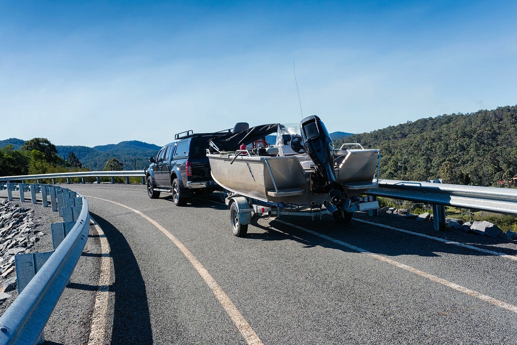 safe-trailering-practices-towing-your-boat-on-the-road-boatingworld